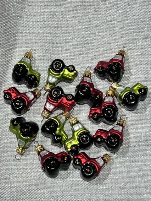 BOMBKA TRAKTOREK MINI WYS.4 CM