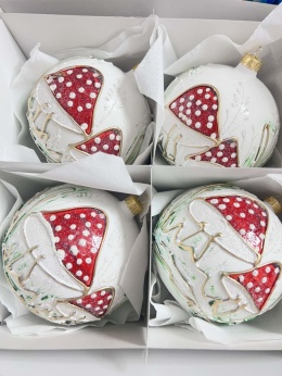 BOMBKI BIAŁE Z GRZYBAMI 12 CM