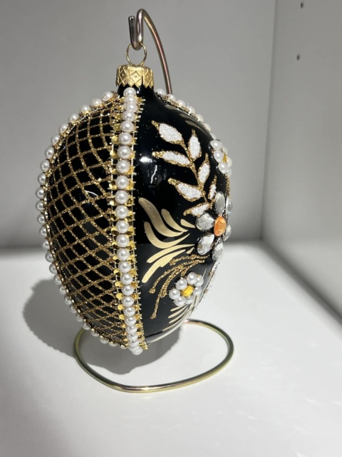 JAJO W STYLU FABERGE ZE SZKŁA WYSOKOŚĆ 13 CM.