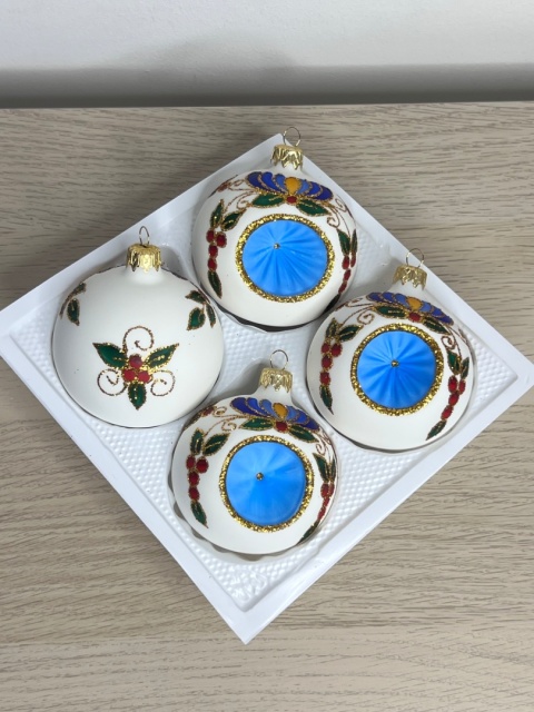 BOMBKI Z REFLEKTOREM MATOWE WIELKOŚĆ 8 CM