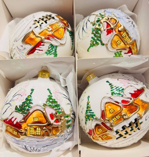 BOMBKI BIAŁE BŁYSZCZĄCE Z DOMKAMI WIELKOŚĆ 12 CM