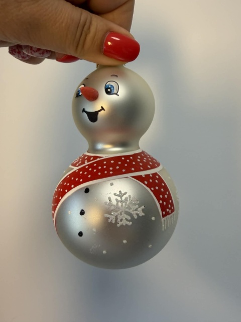 BAŁWANEK W SZALICZKU WYSOKOŚĆ 13 CM