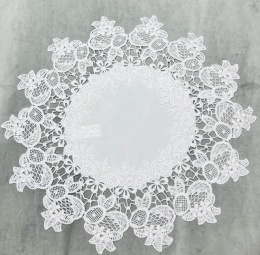 SERWETKA OBSZYTA GIPIURĄ DO KOSZYCZKA WIELKANOCNEGO