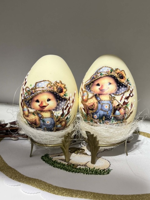 WIELKANOCNE JAJO ZE SZKŁA KACZUSZKA W KAPELUSZU