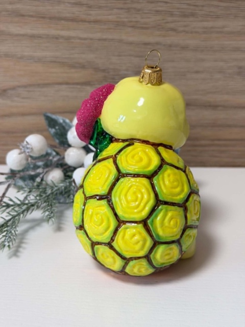 ŻÓŁWIK Z KWIATUSZKIEM BOMBKA