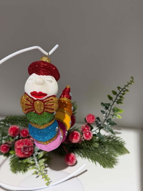 BOMBKA GĄSIENNICA ROBACZEK WIELKOŚĆ OKOŁO 20 CM